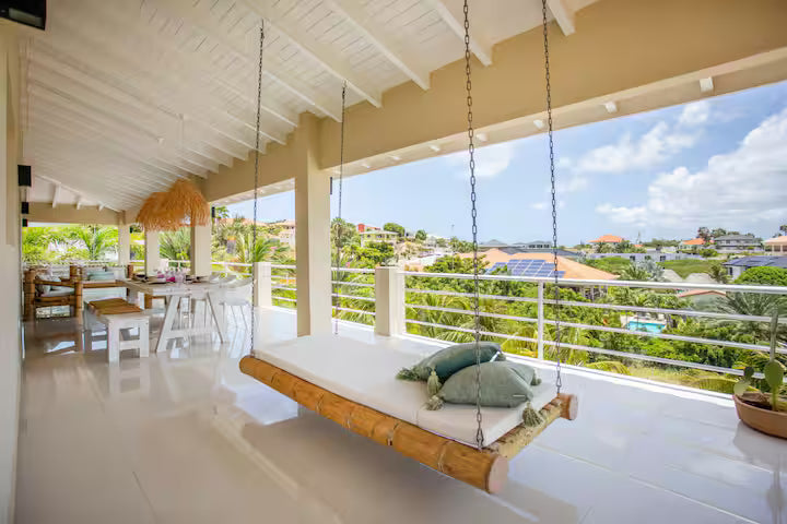 Springs Ultimate Girls Getaway — Curaçao 2026